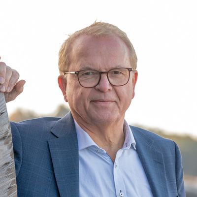 Helge Robert Midtbø